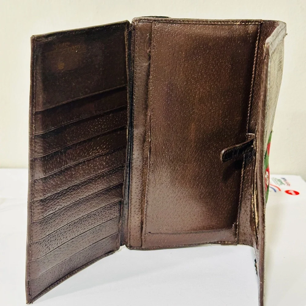 Gucci Beige and Brown Wallet with Red and Green Stripe - Picture 10 of 15